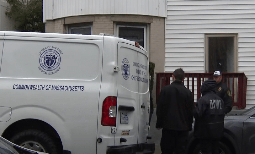 Woman Found Dead Inside Her Apartment Informing News