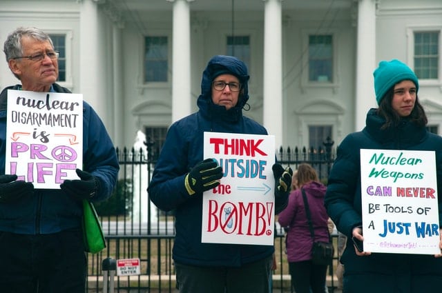 No Nuclear War - Photo by Maria Oswalt on Unsplash